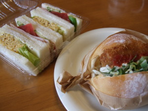 サンドイッチ＆コロッケパン