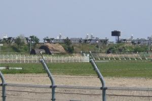 宮崎空港の一角に残る掩体壕 宮崎空港の一角に残る掩体壕